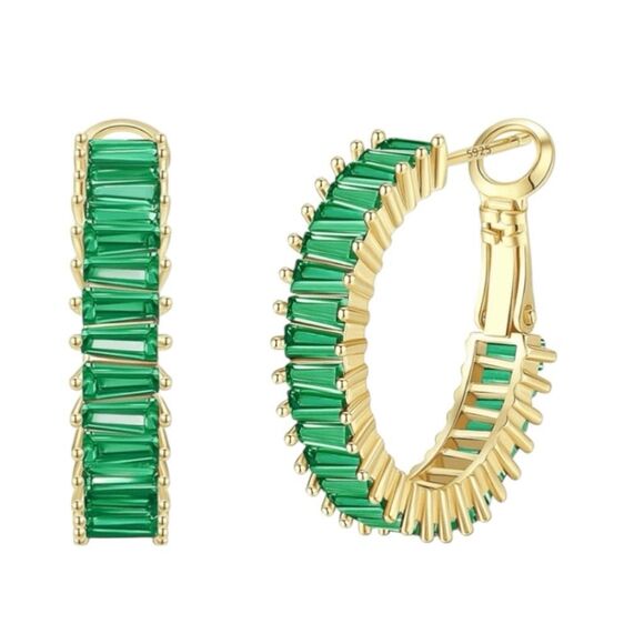 Green Cubic Zirconia 14K Gold Plated Hoop Earrings Lightweight Chunky CZ - Picture 1 of 5